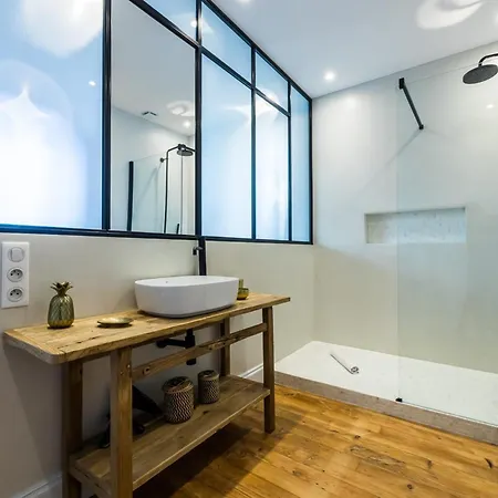 Aloe Keyweek Architect With Terrace And Garage Биарриц