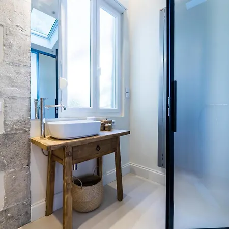 Aloe Keyweek Architect With Terrace And Garage *