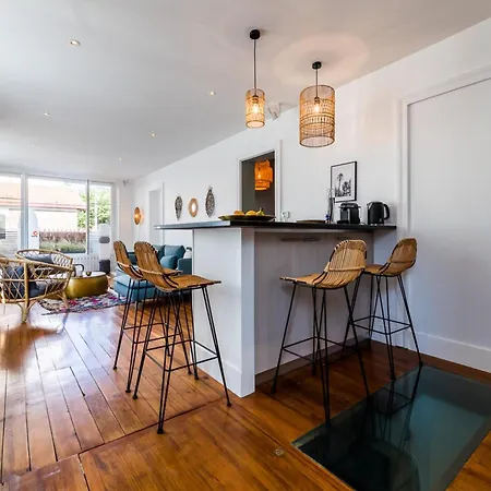 Apartment Aloe Keyweek Architect With Terrace And Garage Biarritz