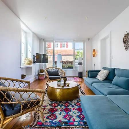 Aloe Keyweek Architect With Terrace And Garage Apartment *